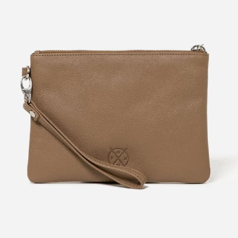 Stitch & Hide Cassie Clutch - Oak